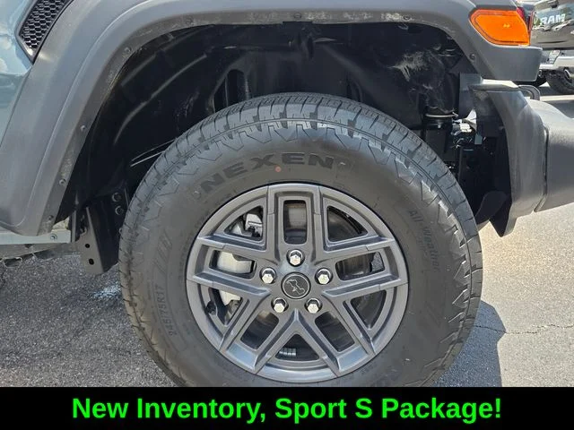 Certified Used 2025 Gray Jeep Sport S image 9