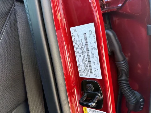 Used 2025 Red Ford XLT image 36