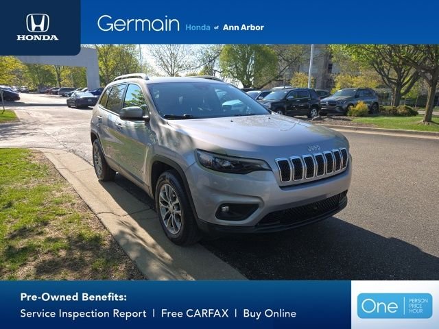 Used 2020 Billet Silver Metallic Jeep Latitude Plus image 1