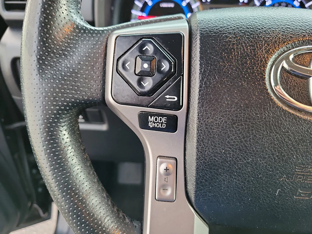 Used 2017 Midnight Black Metallic Toyota Limited image 24