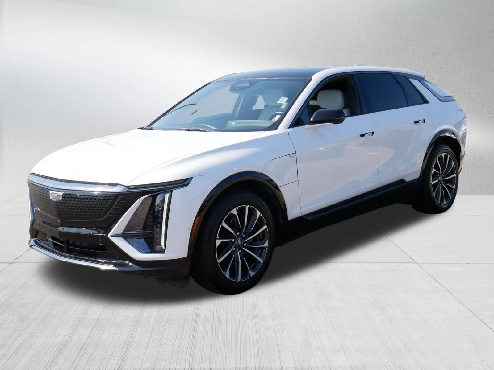 Used 2024 Crystal White Tricoat Cadillac Sport image 3