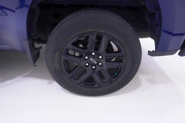 Used 2023 Northsky Blue Metallic Chevrolet Custom image 11