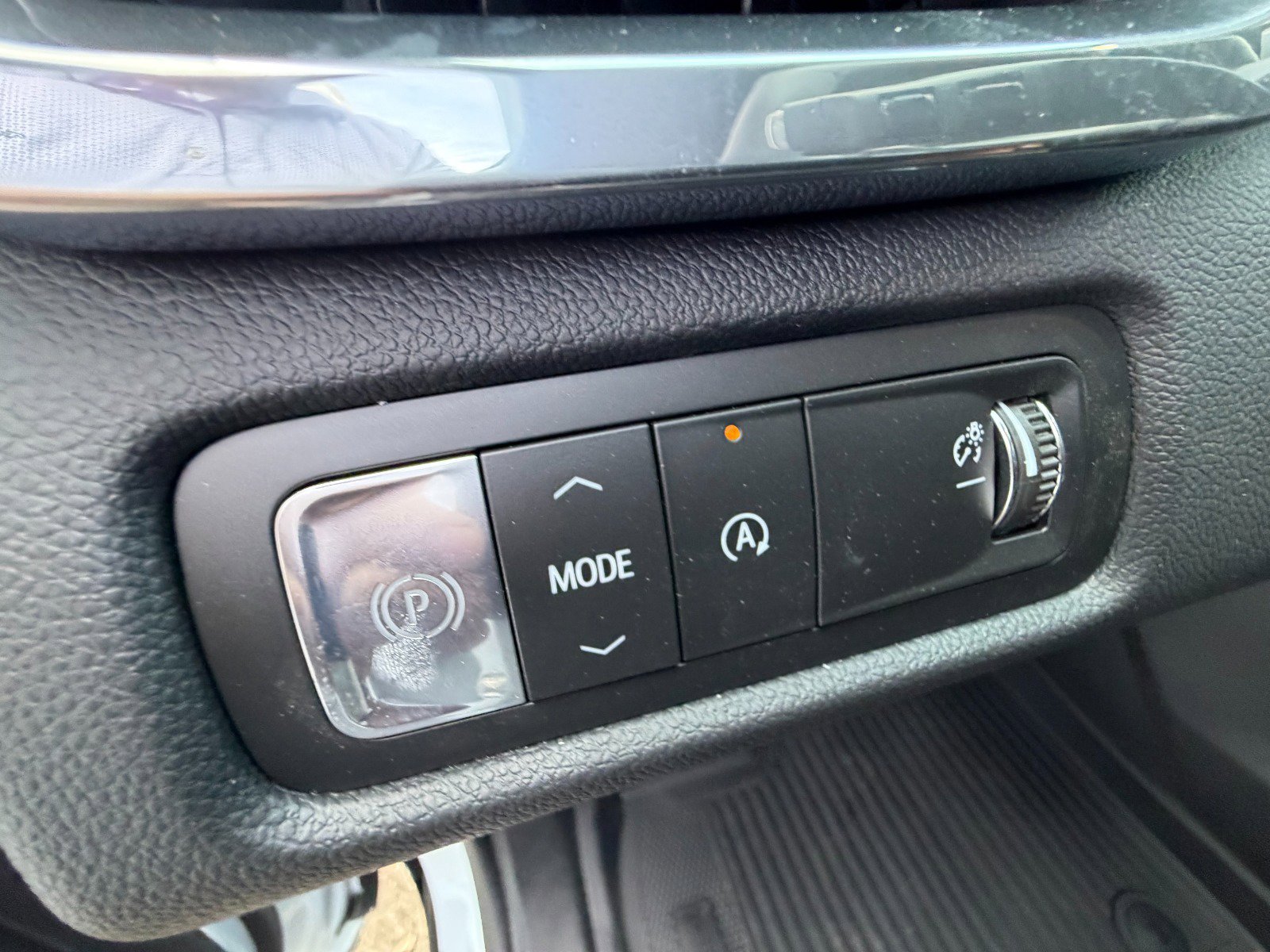 2026 GMC Acadia Denali - Photo 11