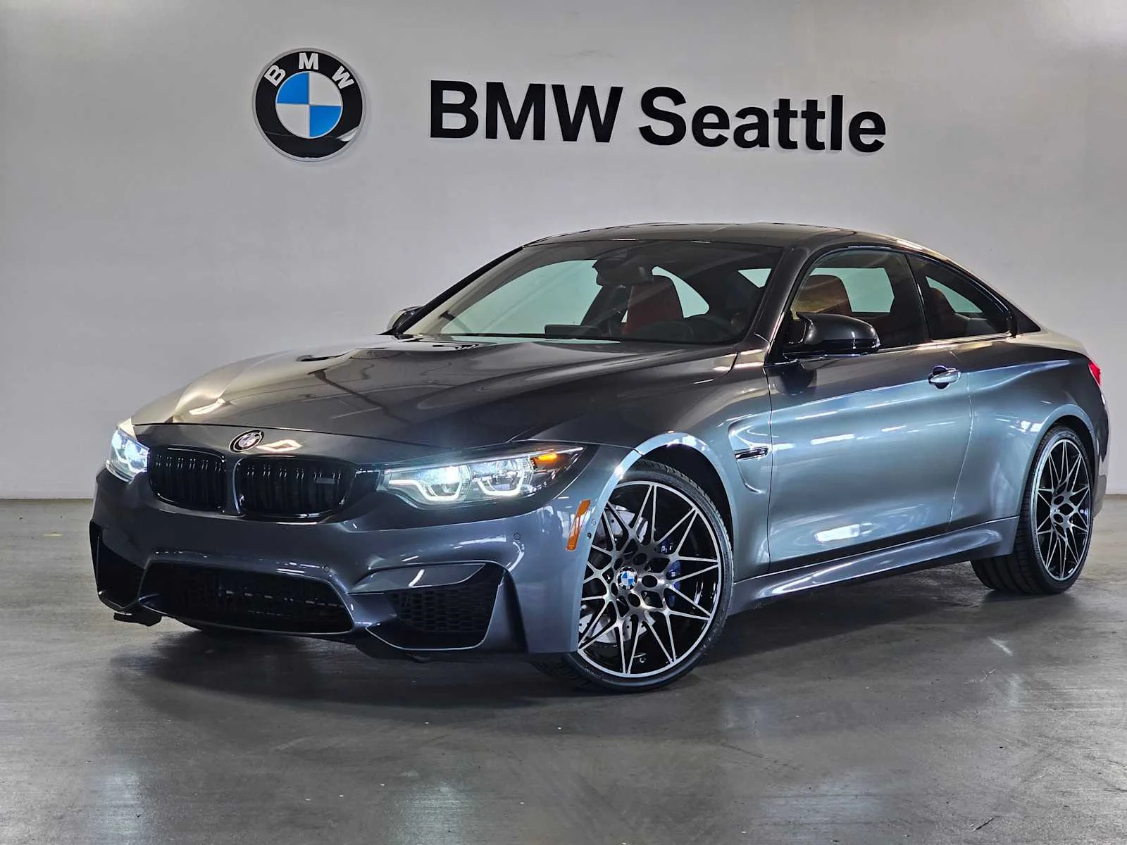 Pre-Owned 2018 BMW M4 Coupe Coupe in Seattle #AC86281SI | BMW Seattle