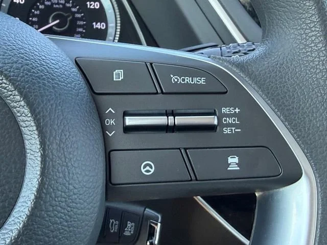 2023 Hyundai Sonata SE - Photo 14