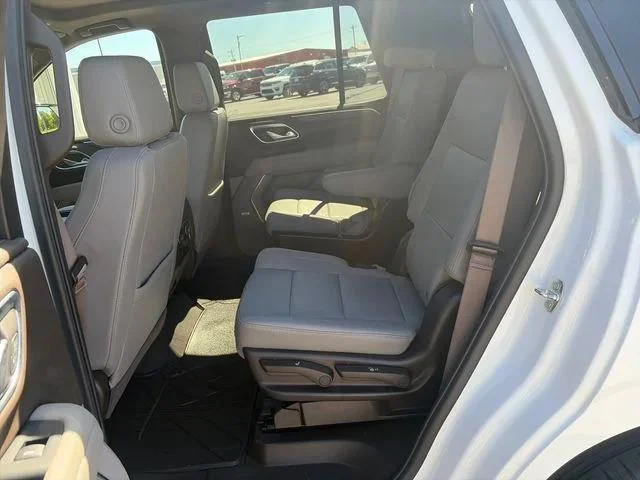 Used 2024 White Chevrolet Z71 image 24