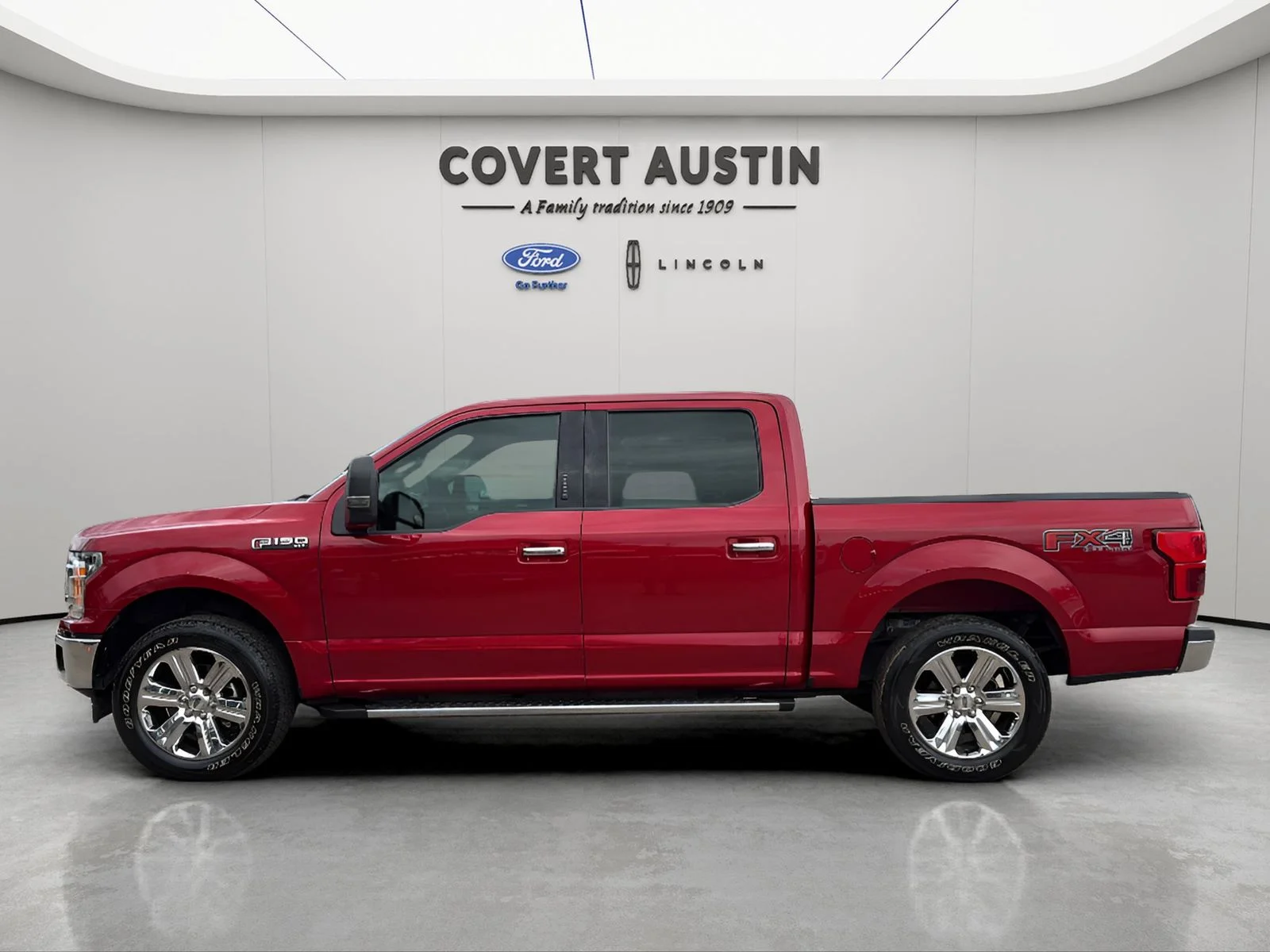 Used 2020 Red Ford XLT image 2