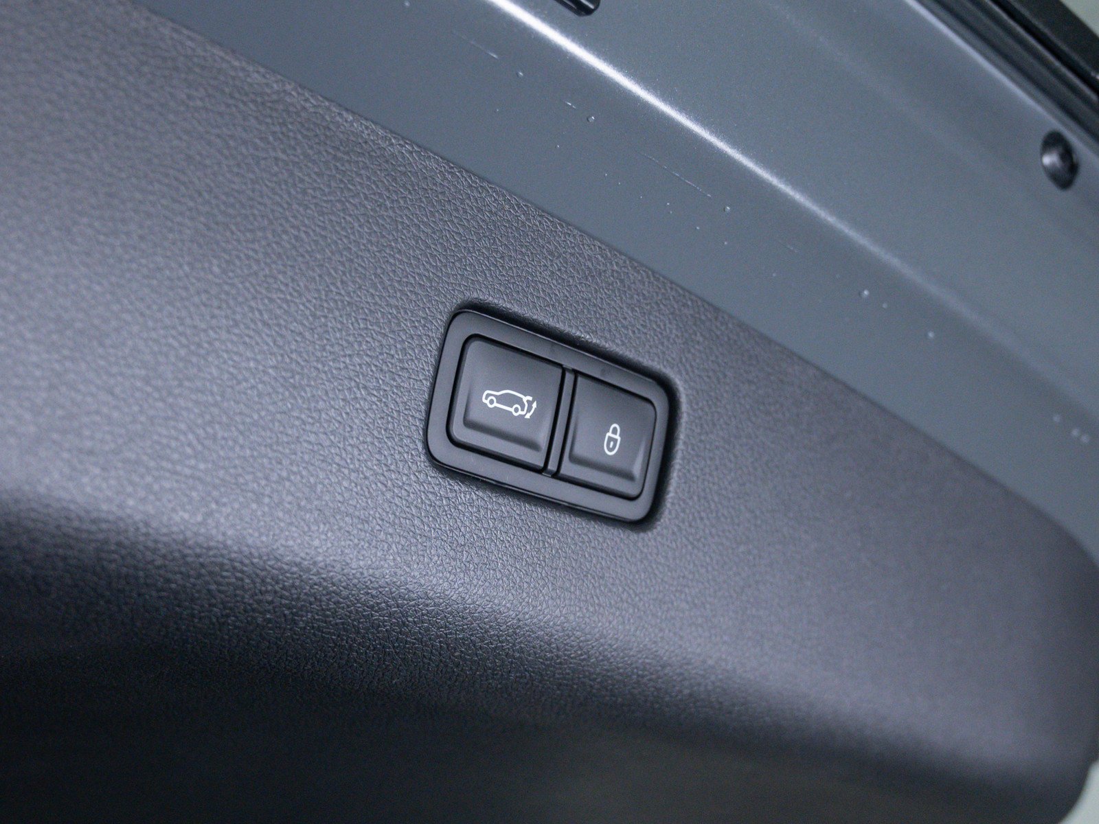 2026 GENESIS GV70 Sport Advanced - Photo 9