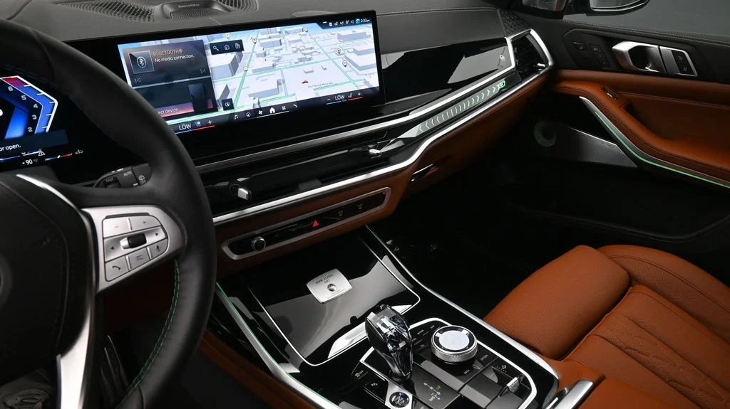 2025 BMW X7 ALPINA XB7 - Photo 8