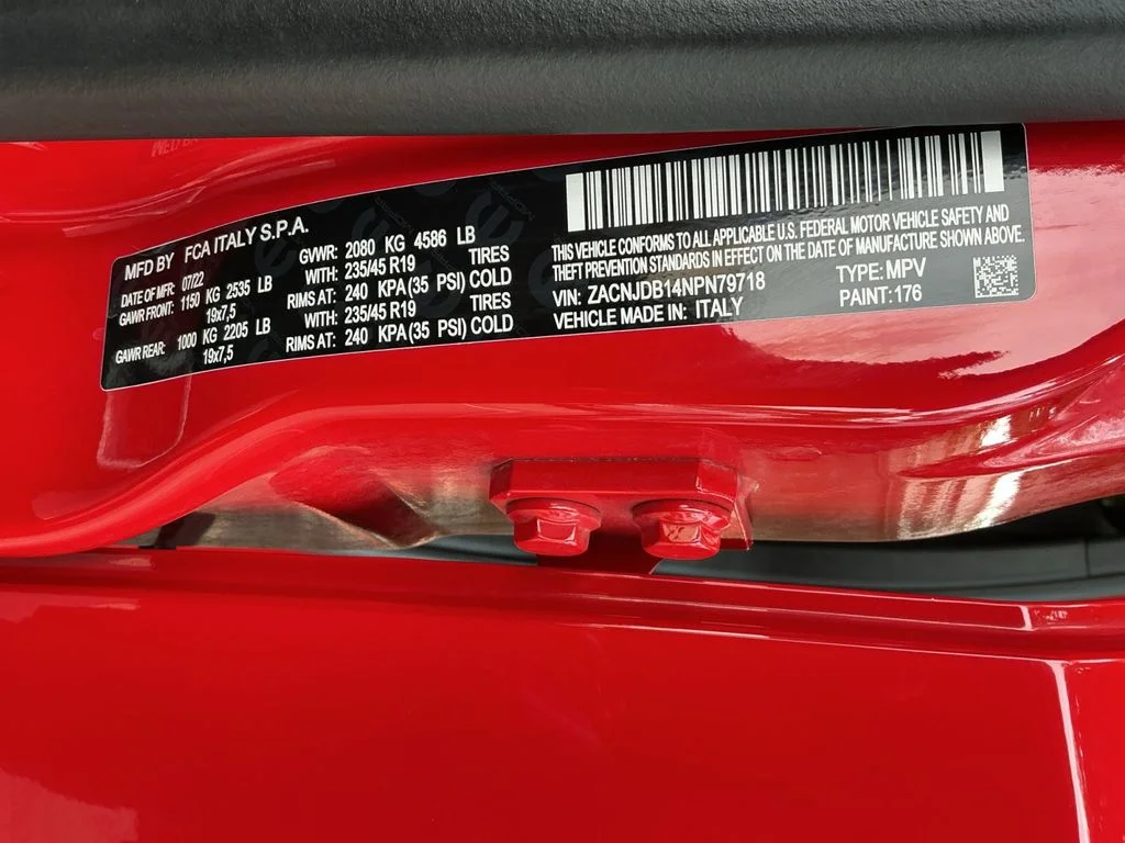 Used 2022 Red Jeep Latitude image 24