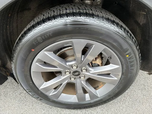 Used 2023 Gray Ford XLT image 20