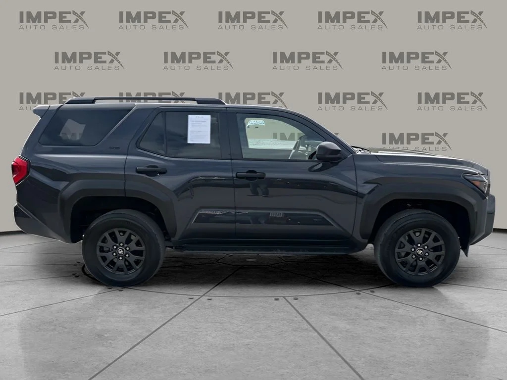 Used 2025  Toyota SR5 image 6