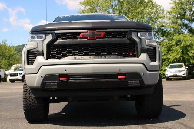 Used 2024 Black Chevrolet RST image 28