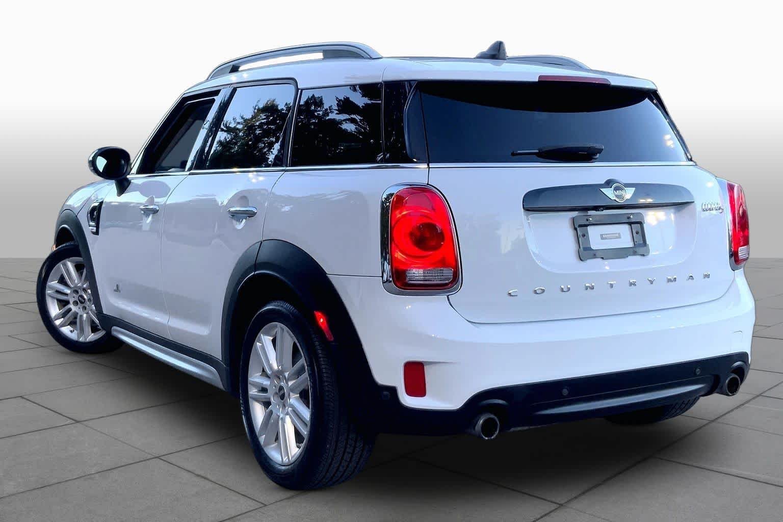 Used 2017 Light White MINI Cooper S image 11