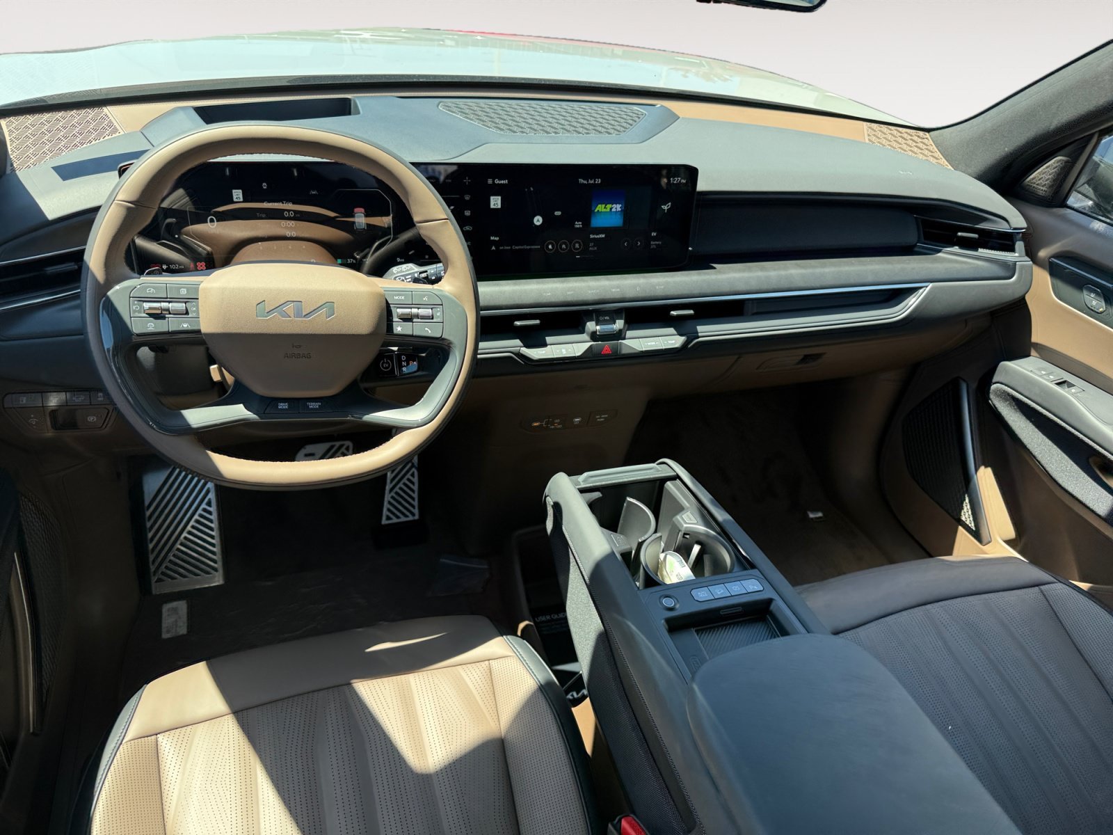 New 2026 Wolf Gray/Ebony Black Roof Kia GT-Line image 15