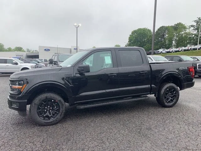 New 2026 Black Ford XLT image 5