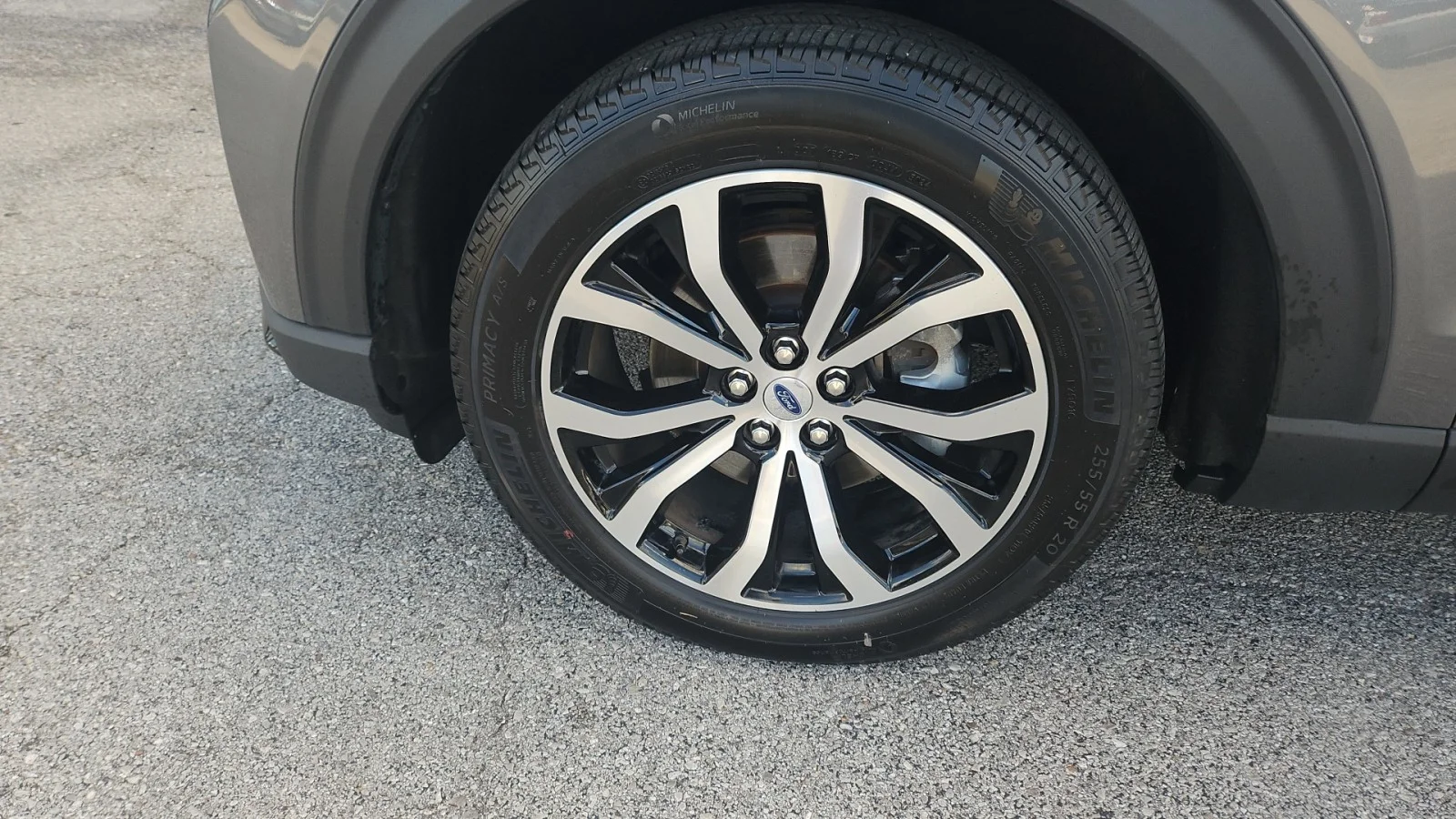 Used 2025 Gray Ford ST-Line 4WD image 9