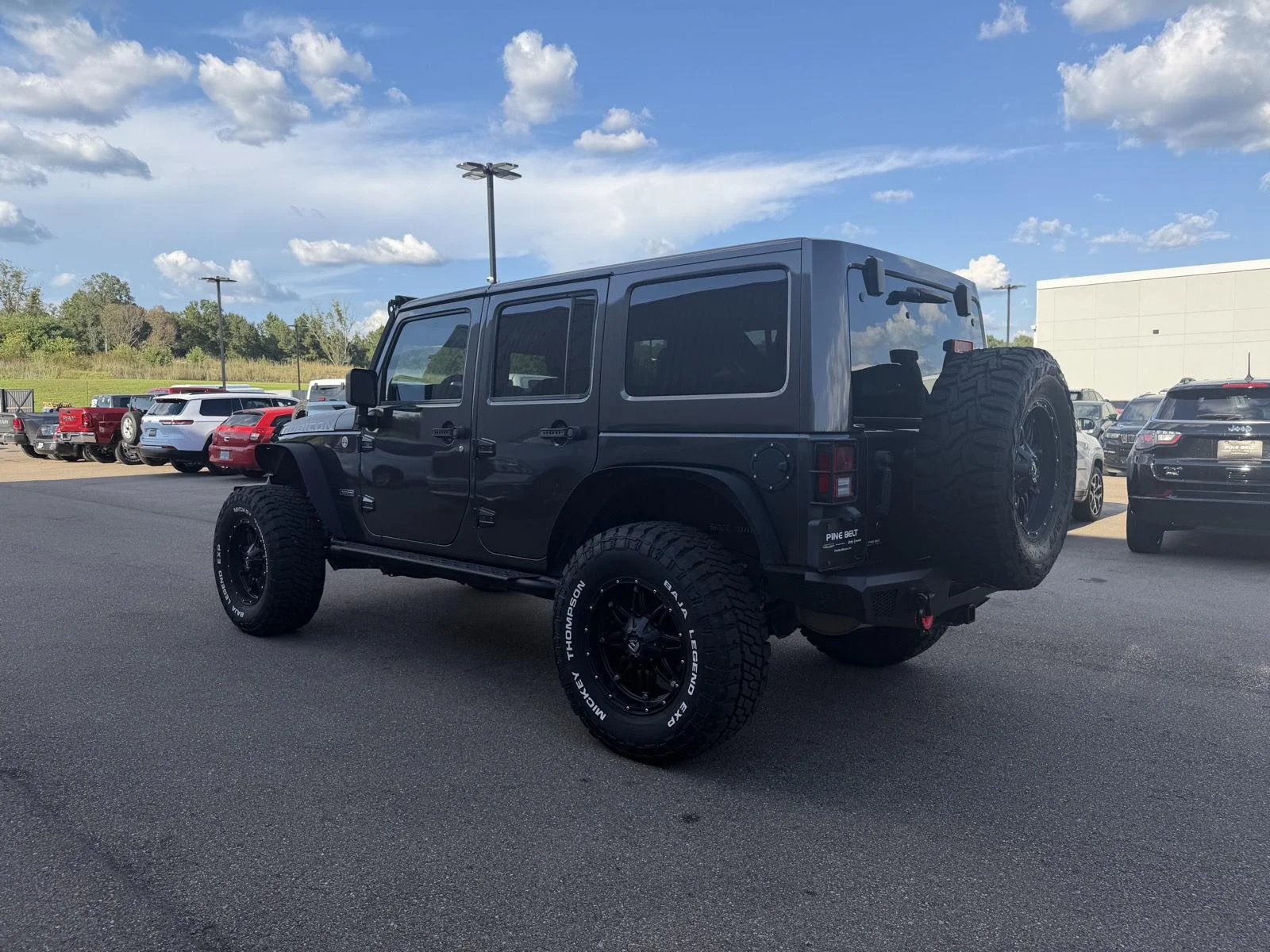 Used 2017 Granite Crystal Metallic Clearcoat Jeep Rubicon Recon image 4