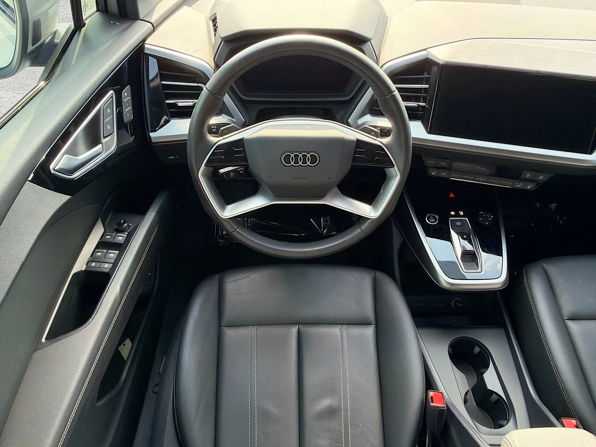 Used 2025 Glacier White Audi Premium image 16