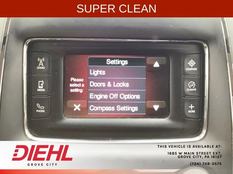 Used 2015 Red Dodge SXT image 30