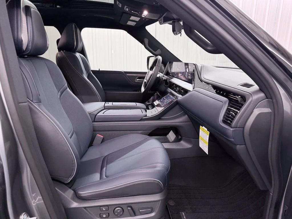 Certified Used 2026 Silver INFINITI SPORT image 46