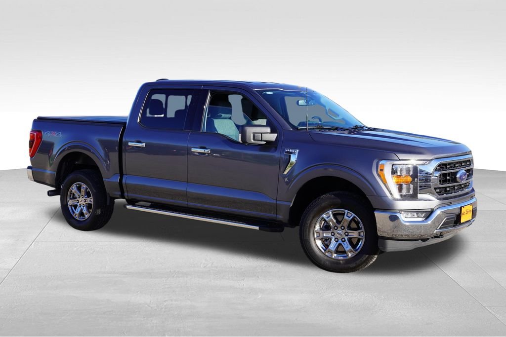 Used 2023 Gray Ford XLT image 2