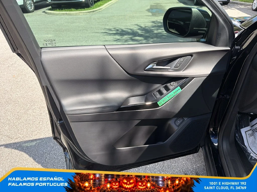 New 2027 Mosaic Black Metallic Chevrolet LT image 12