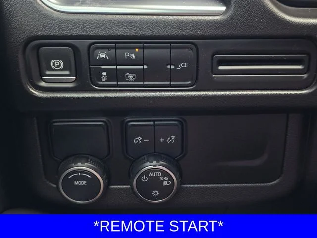 Used 2022 White Chevrolet RST image 21
