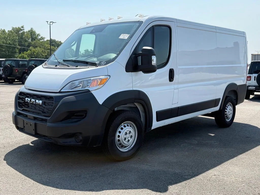 Used 2026 White Ram Base image 3