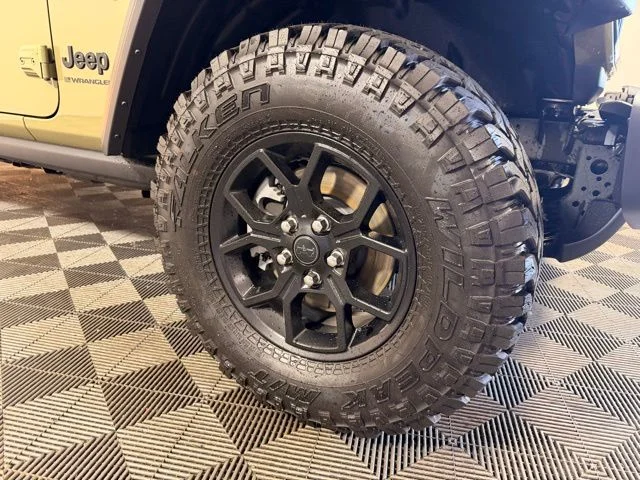 Certified 2025 Jeep Wrangler 4-Door Willys with VIN 1C4PJXDN8SW655906 for sale in Shakopee, Minnesota