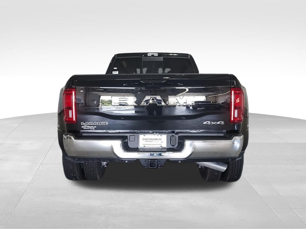 2026 RAM 3500 Laramie - Photo 7