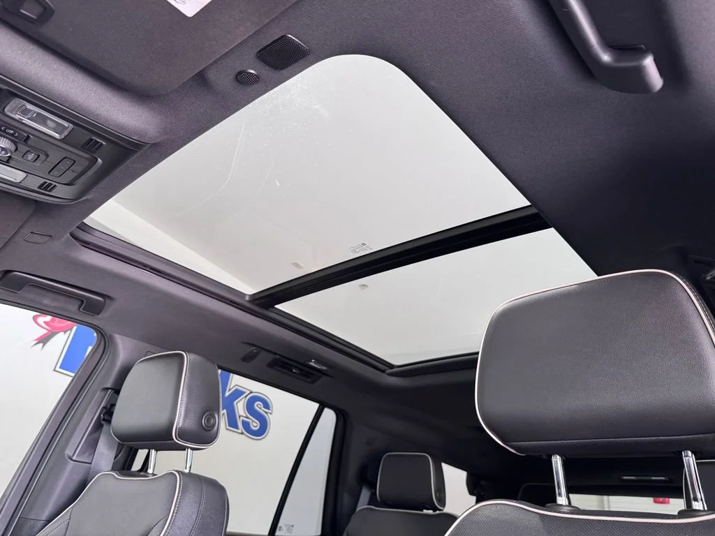 2022 Chevrolet Tahoe Premier - Photo 25