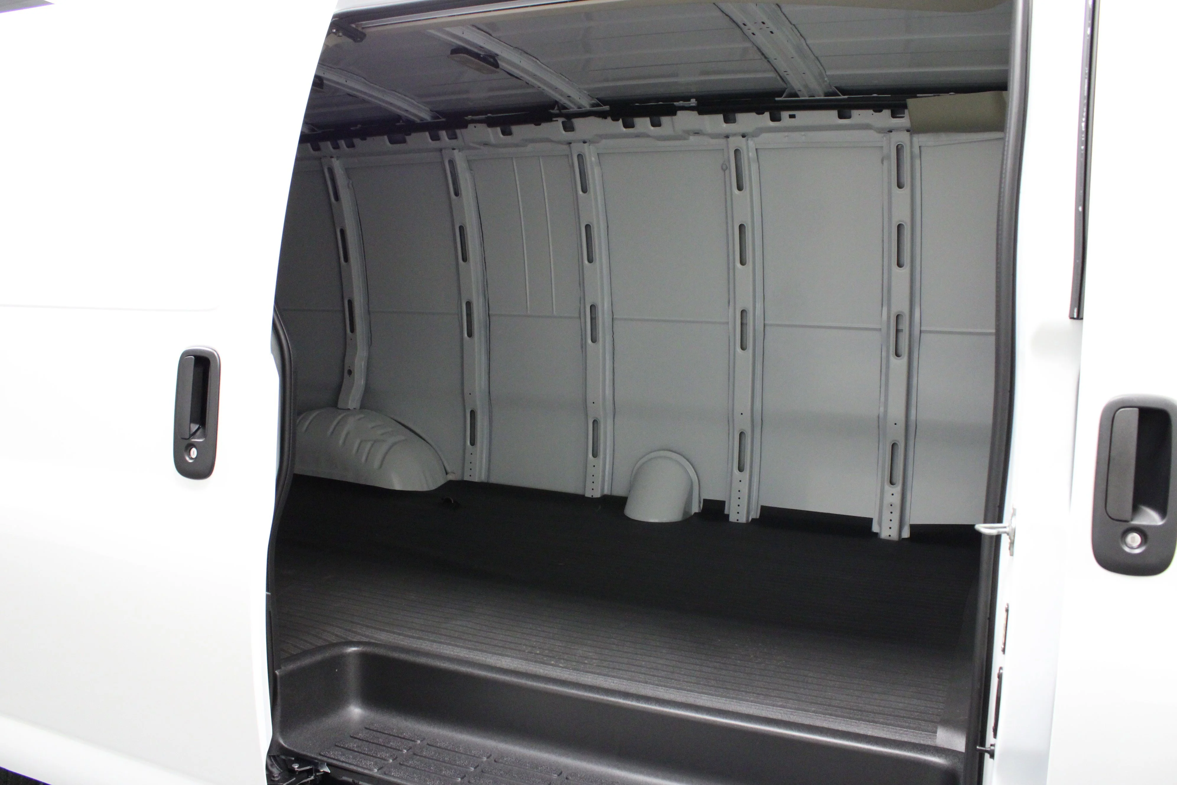 New 2026 Summit White GMC Work Van image 14