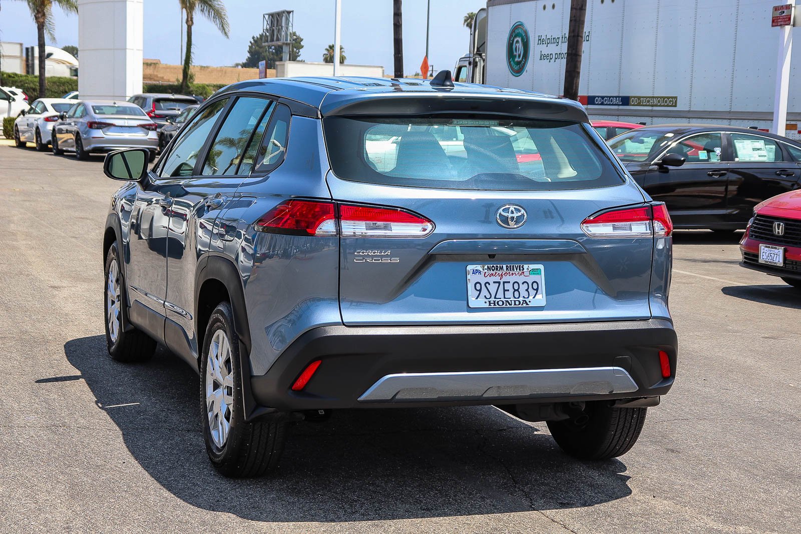 Used 2025 Celestite Toyota L image 12
