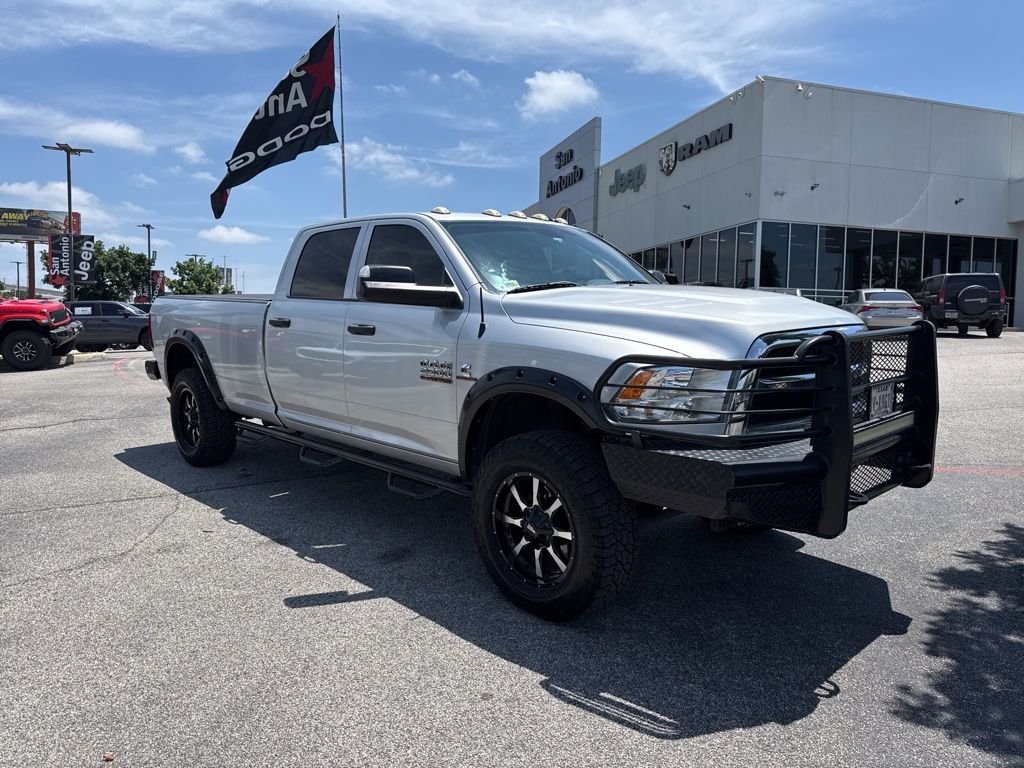 2017 RAM 2500 Tradesman 4X4 Crew Cab LWB's photo