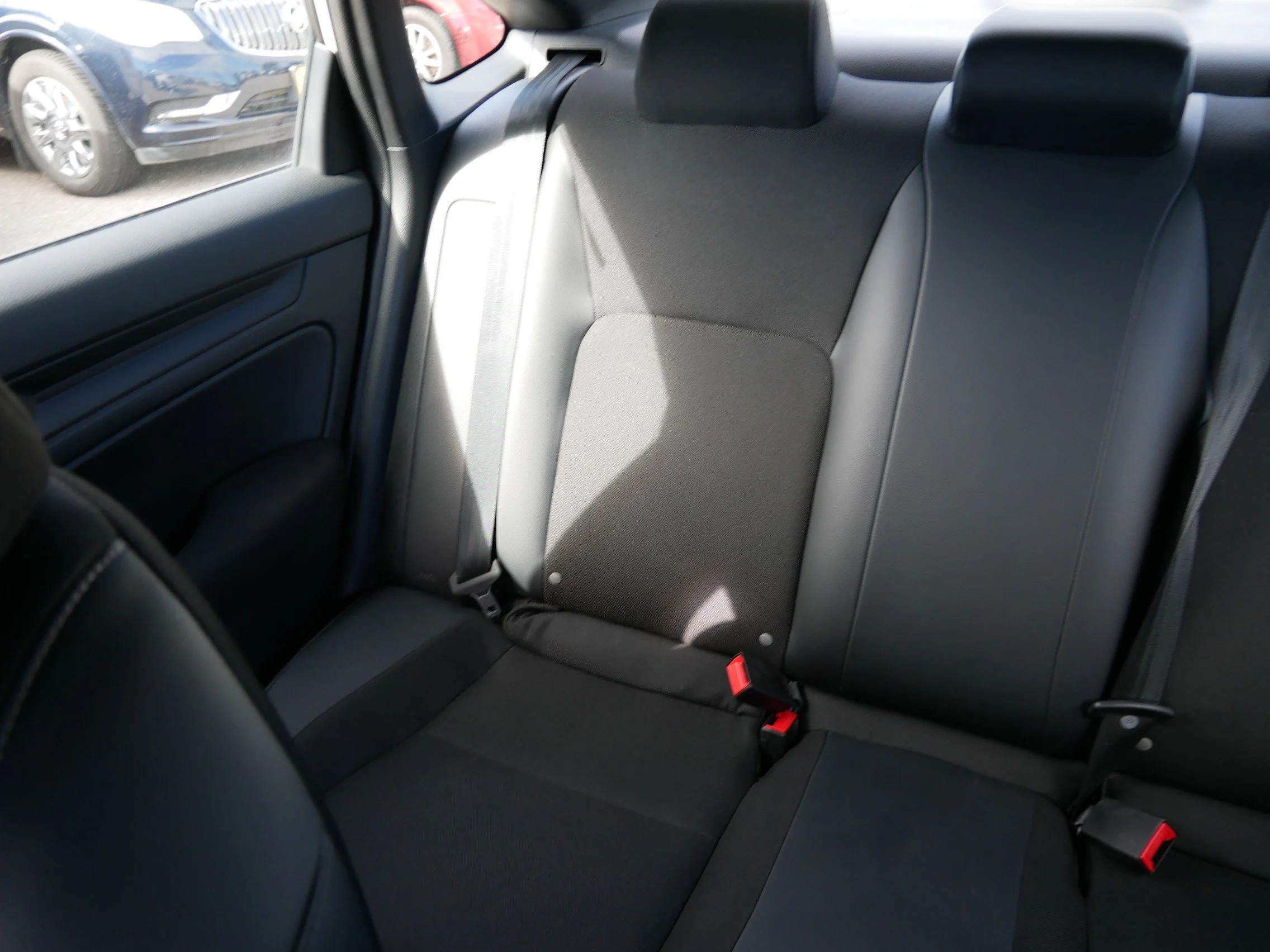 Used 2023 Platinum White Pearl Honda Sport image 12