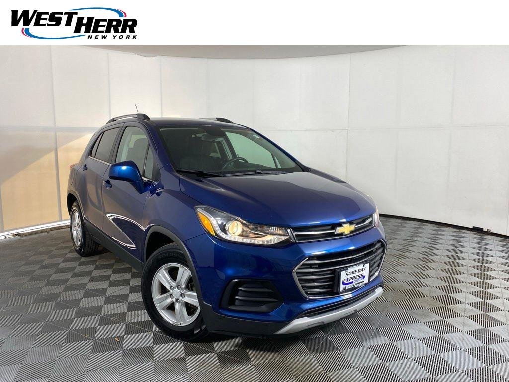 Used 2020 Pacific Blue Metallic Chevrolet LT image 1