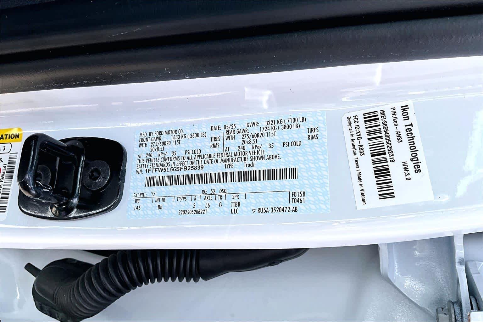 Used 2025 Oxford White Ford LARIAT image 36