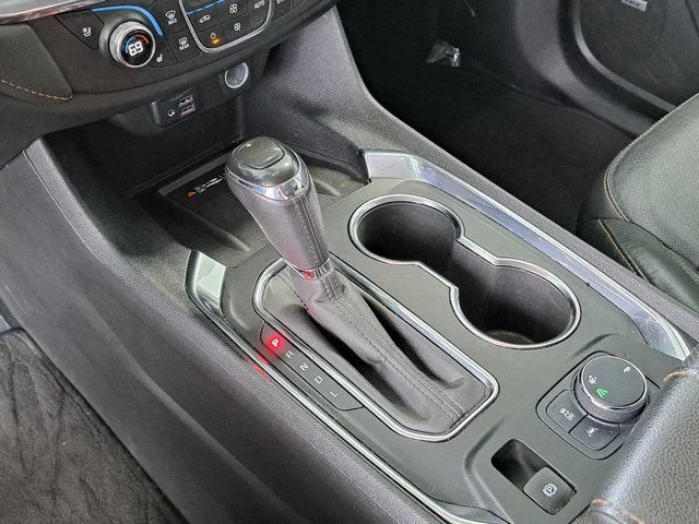 Used 2020 White Chevrolet Premier image 16