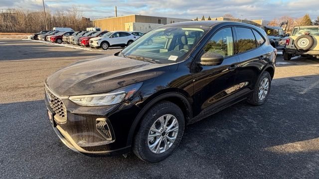 New 2026 Agate Black Metallic Ford Active® image 4