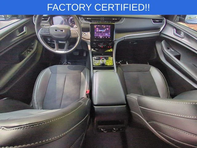 Used 2025 Gray Jeep Altitude X image 33