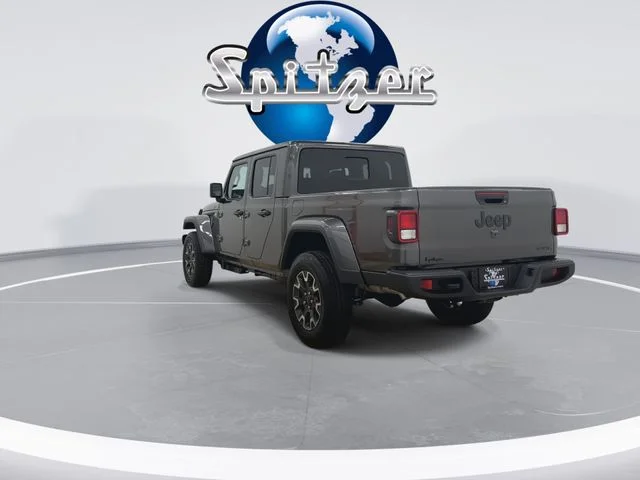 New 2026 Granite Crystal Metallic Clear-Coat Exterior Paint Jeep Sahara image 10