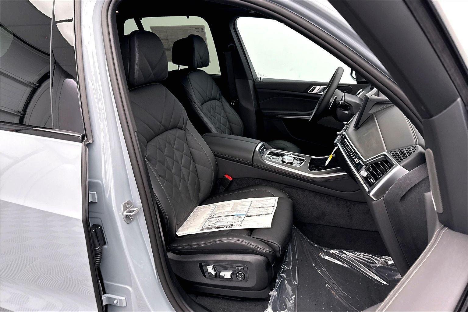 New 2026 Brooklyn Grey Metallic BMW xDrive50e image 36