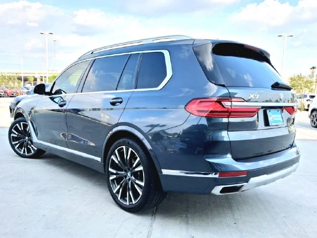 Used 2019 Gray BMW xDrive40i image 5