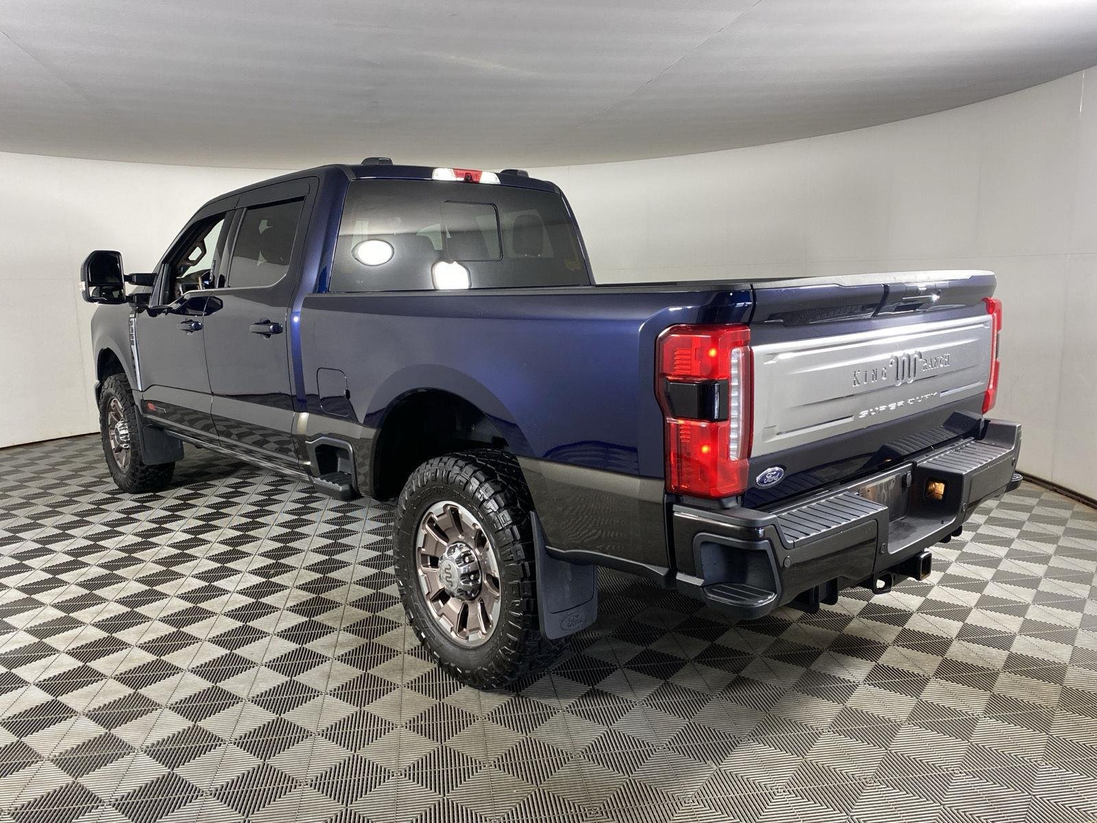 Used 2024 Antimatter Blue/Darkened Bronze Ford King Ranch image 8