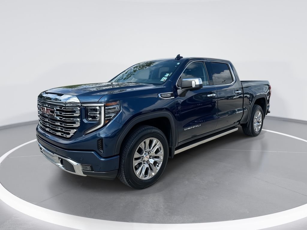 2022 GMC Sierra 2WD Crew Cab Short Box Denali's photo