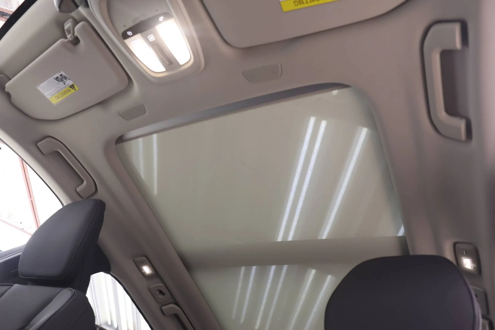New 2026 Green Volvo B5 Plus image 17