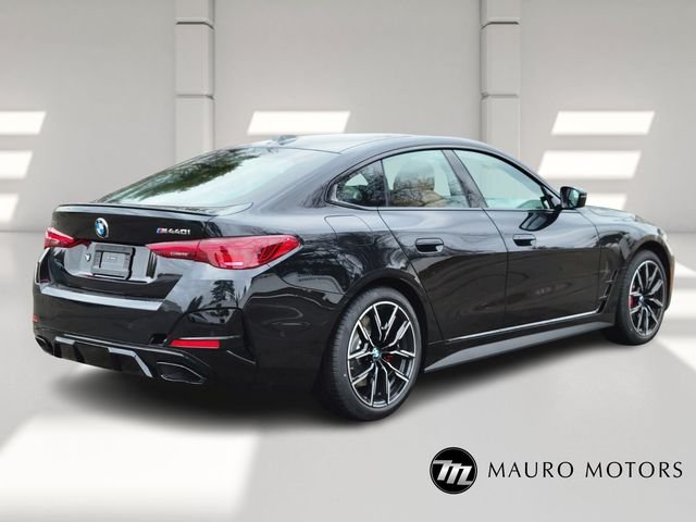 Used 2026 Black BMW M440i xDrive image 3