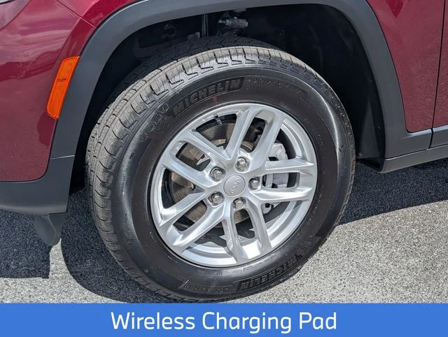 2026 Jeep Grand Cherokee Laredo - Photo 12
