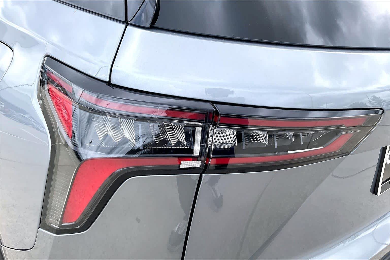 2027 Chevrolet Equinox RS - Photo 14
